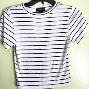 Woman's Striped Crop-Top